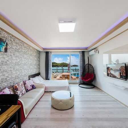 Dolsanmaru Pension Yeosu Buitenkant foto